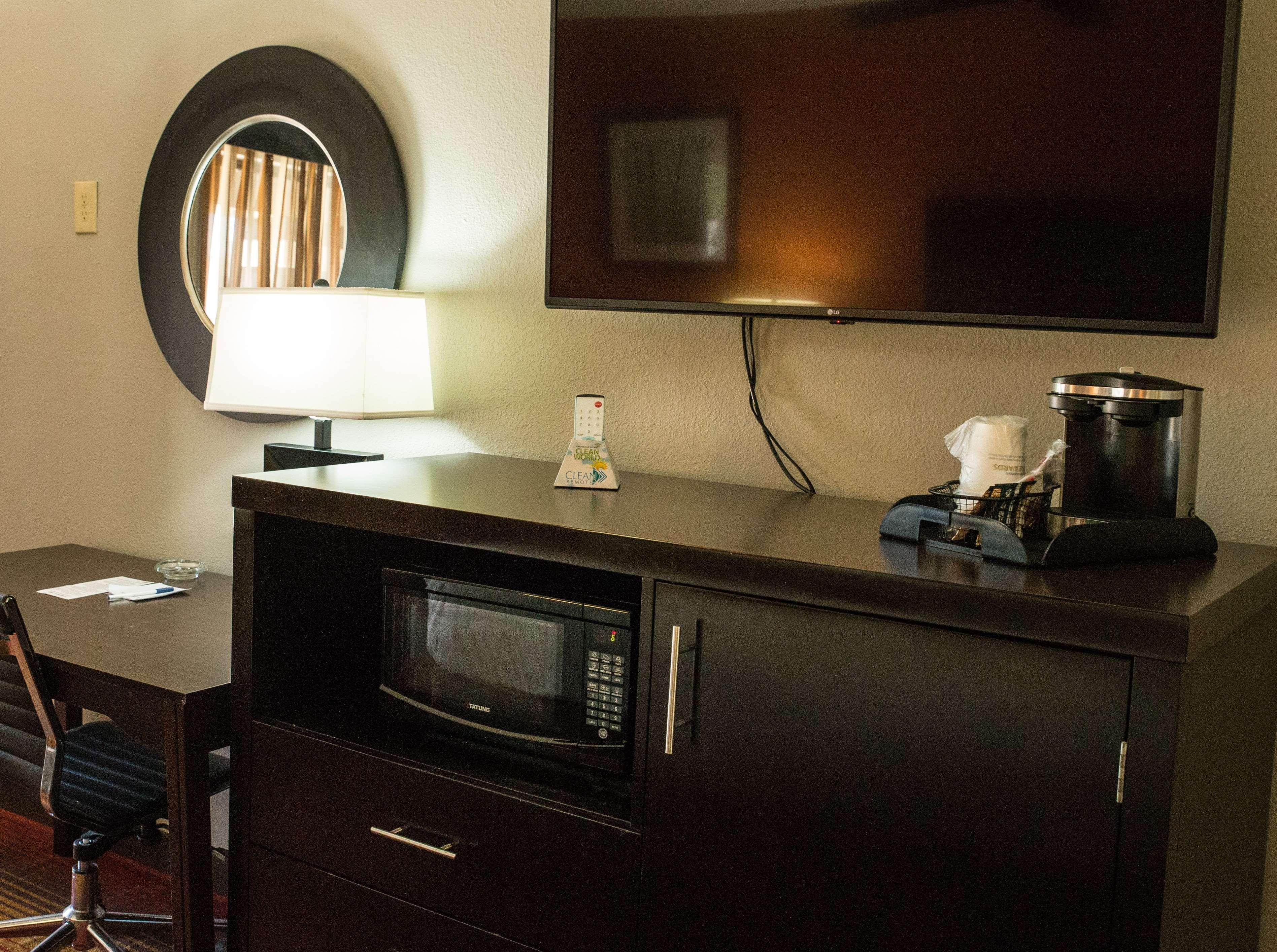 Best Western Inn Monroeville Exterior photo