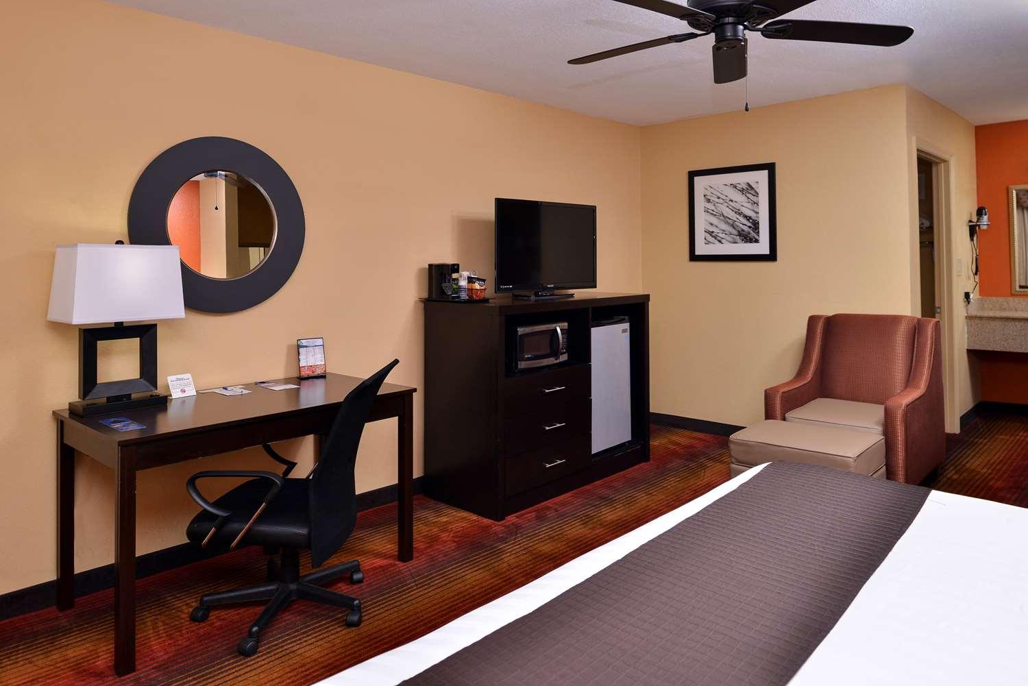 Best Western Inn Monroeville Exterior photo